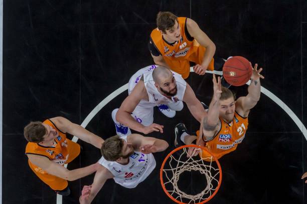 防守的短板 防守的短板