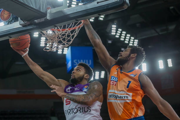 冕冠军泰国 冕冠军泰国