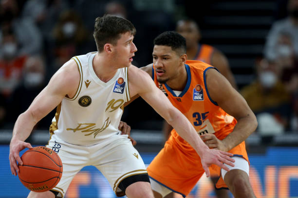 在战术布局 在战术布局