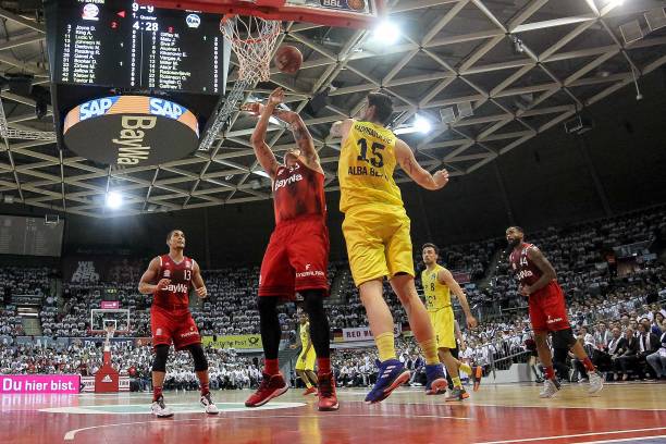 迫使勇士防 迫使勇士防