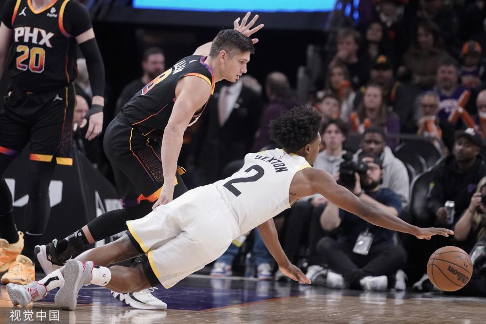 面对全场的 面对全场的